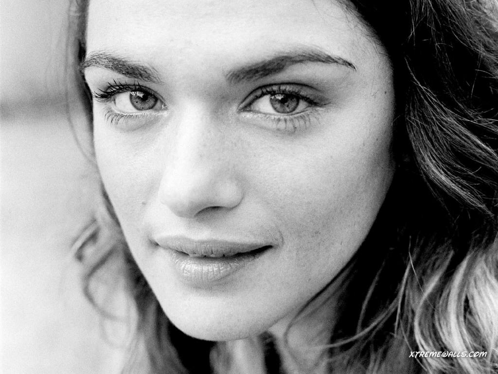 Rachel Weisz - Photo Set